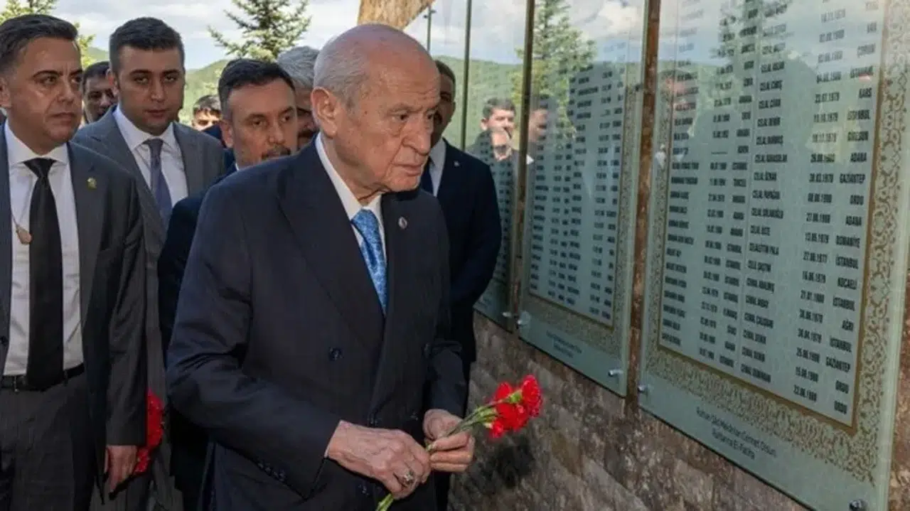 Bahçeli: “Milli beka ve maneviyatı son nefesimize dek gözeteceğiz”