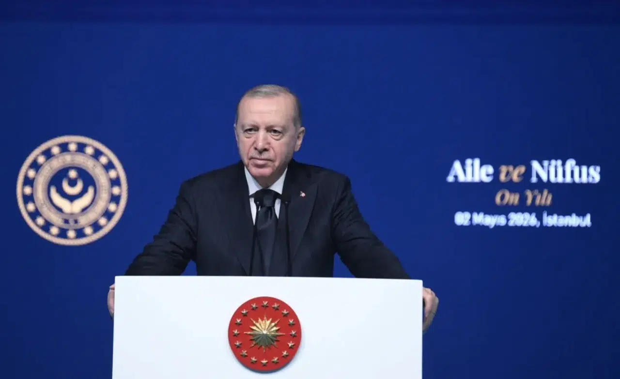 cumhurbaşkanı erdoğan'dan nüfus uyarısı: “2026-2035 dönemi aile ve nüfus açısından kritik olacakCumhurbaşkanı Erdoğan’dan genç nüfus adımı: “2026-2035 aile ve nüfus 10 yılı olacak”