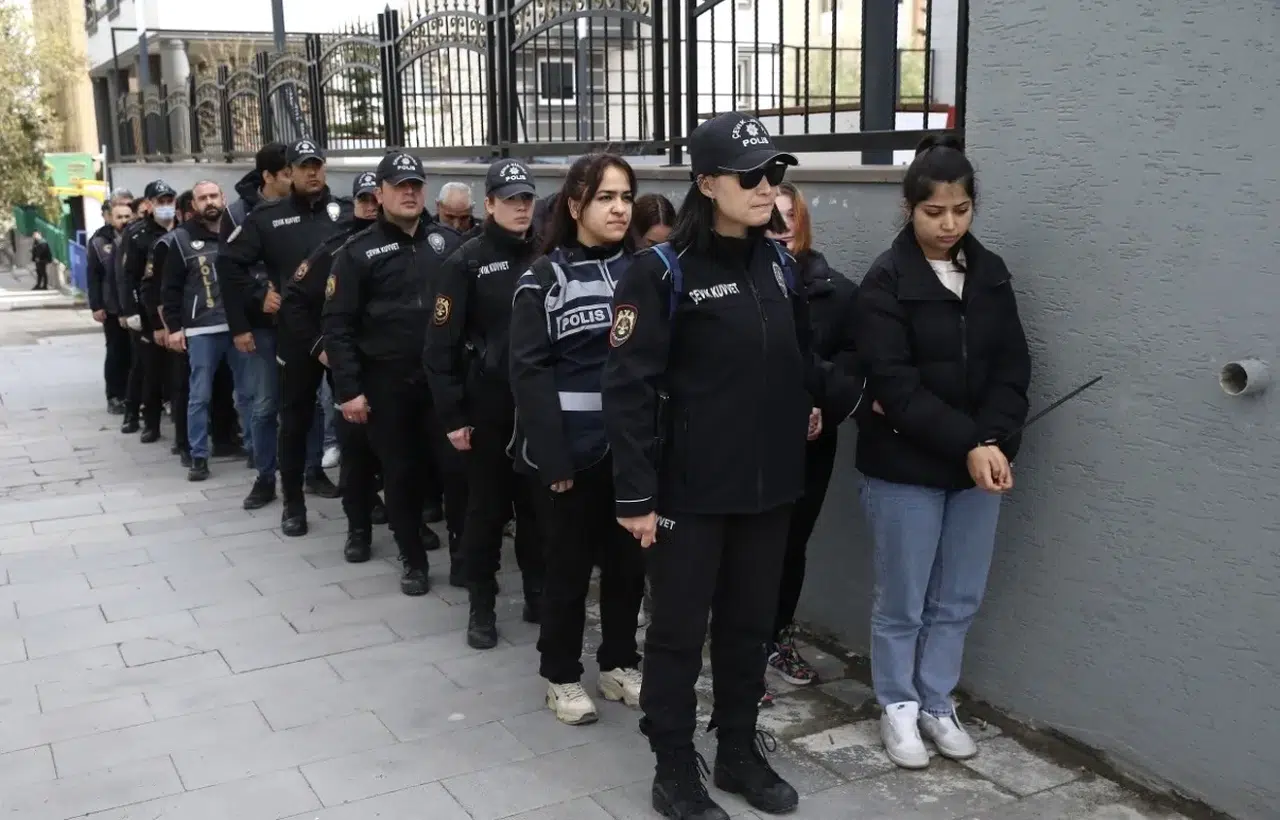 Erzurum merkezli 13 ilde suç örgütü operasyonu: 23 gözaltı