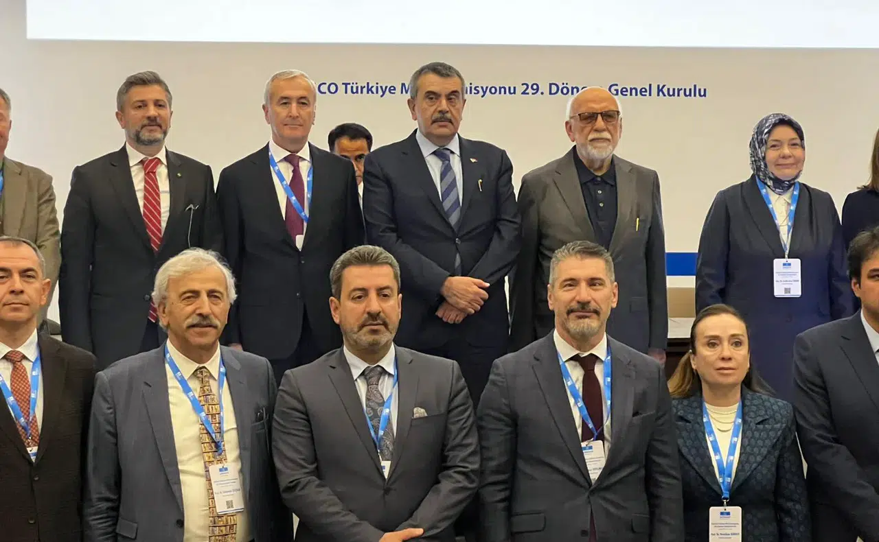 Bakan Tekin: “Her bir öğrencimizi geleceğe hazırlamak için çalışmalarımızı sürdürüyoruz”