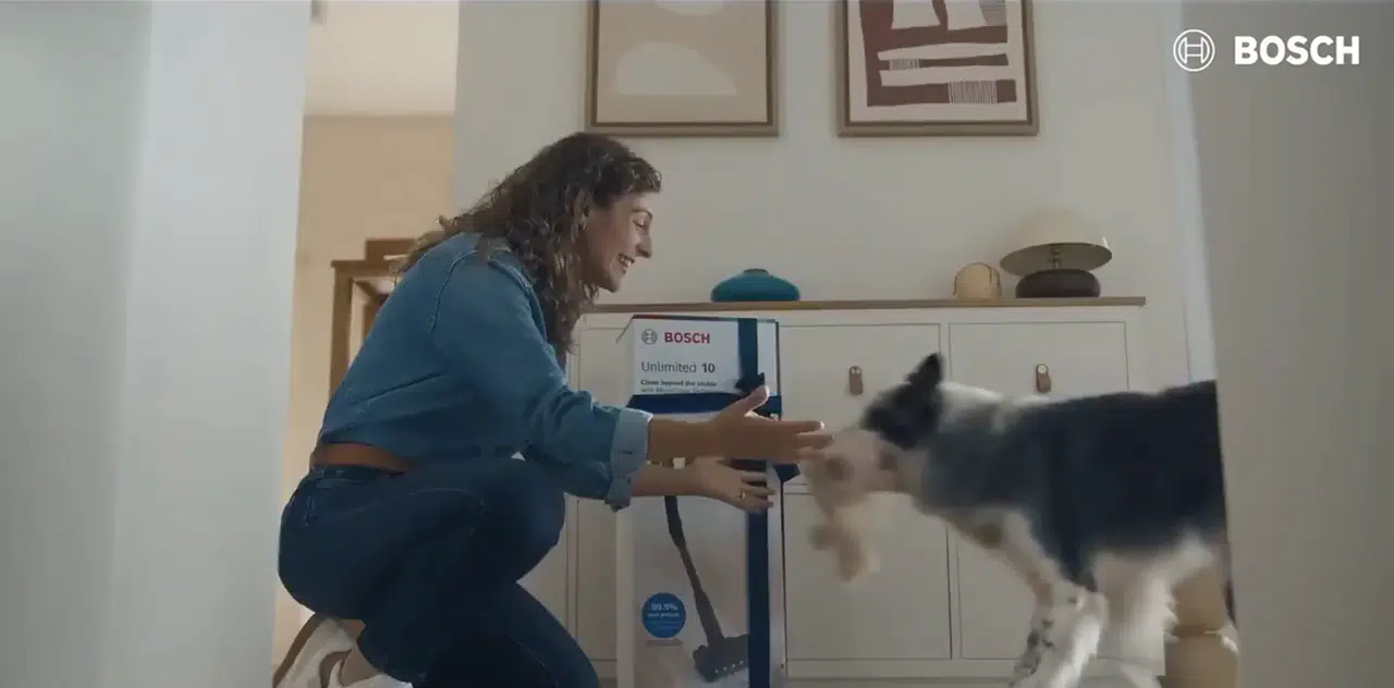 Bosch’un Anneler Günü reklamı: Adam köpeği ısırırsa haber olur mu?