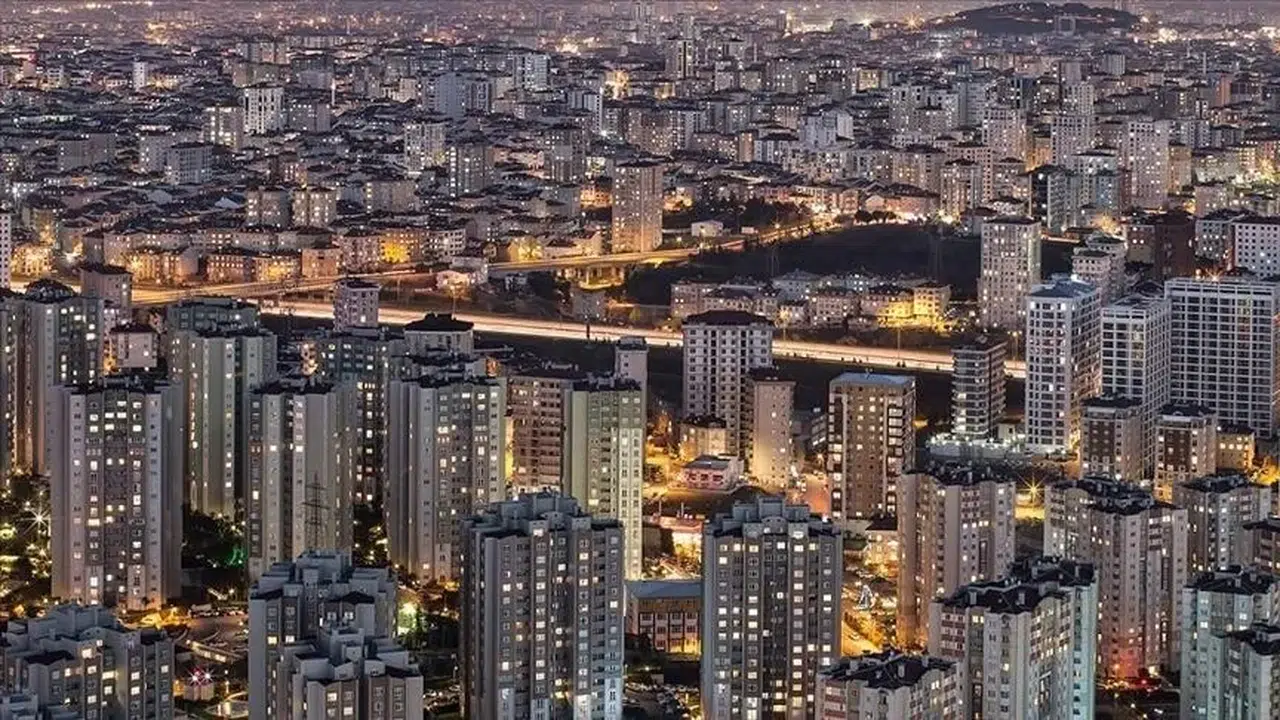 Deprem bölgesinde yerinde dönüşüme yeni düzenleme: Hazine arazilerinde faizsiz taksit imkanı