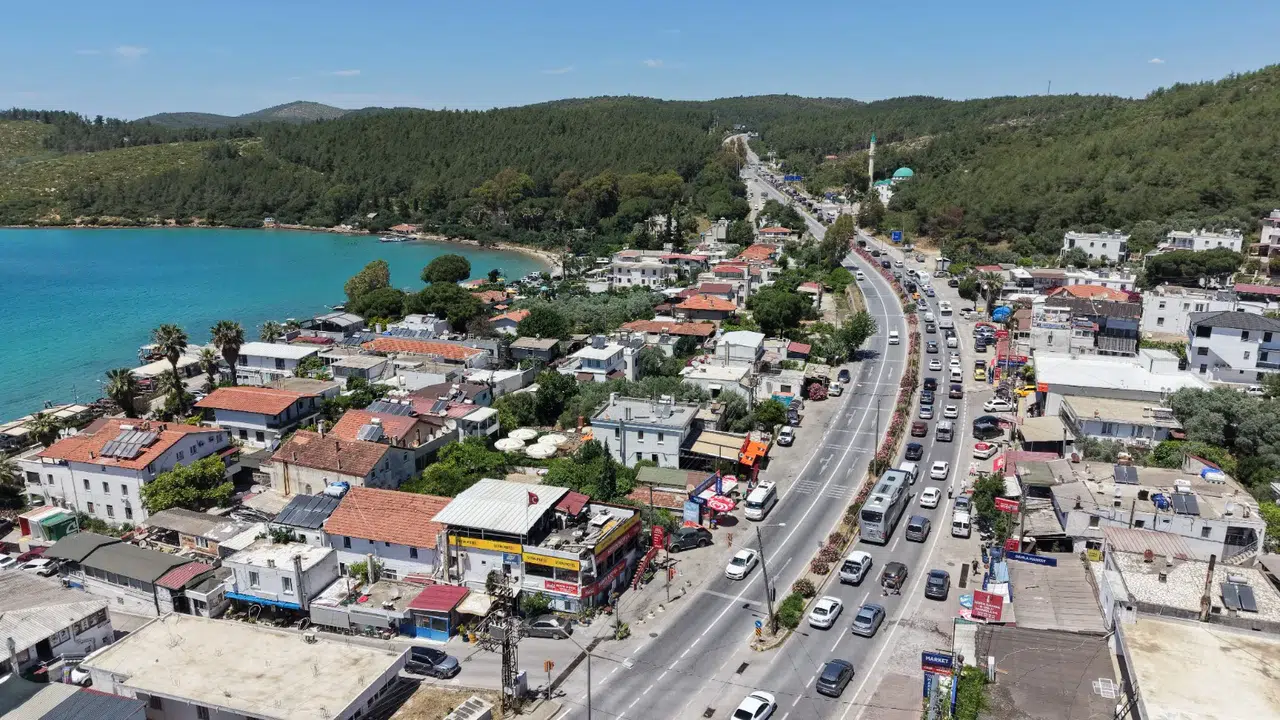Muğla’da bayram dönüşü trafik yoğunluğu sürüyor