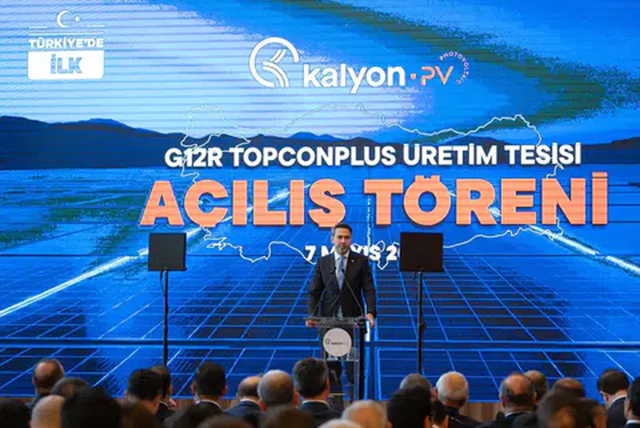 Bakan Bayraktar: “Enerji mimarisinin merkezine elektrikleşme geçecek”