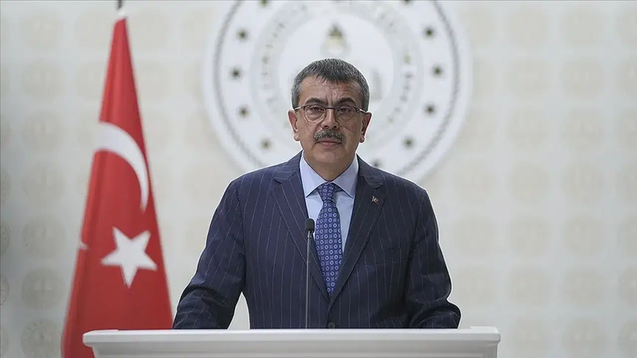 Bakan Tekin’den YKS’ye girecek öğrencilere başarı mesajı