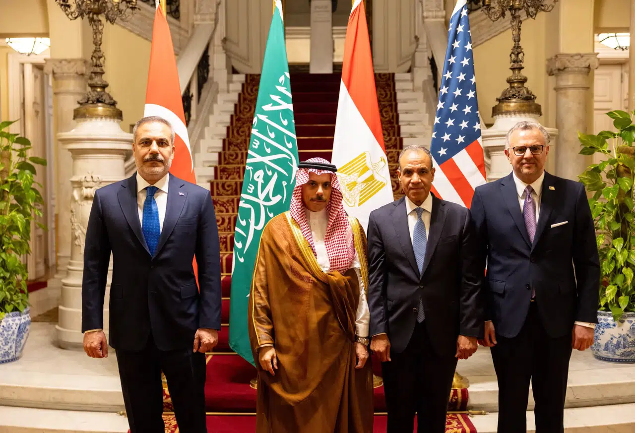 Dışişleri Bakanı Fidan, Kahire’de Libya dahil bölgesel konuların ele alındığı toplantıya katıldı