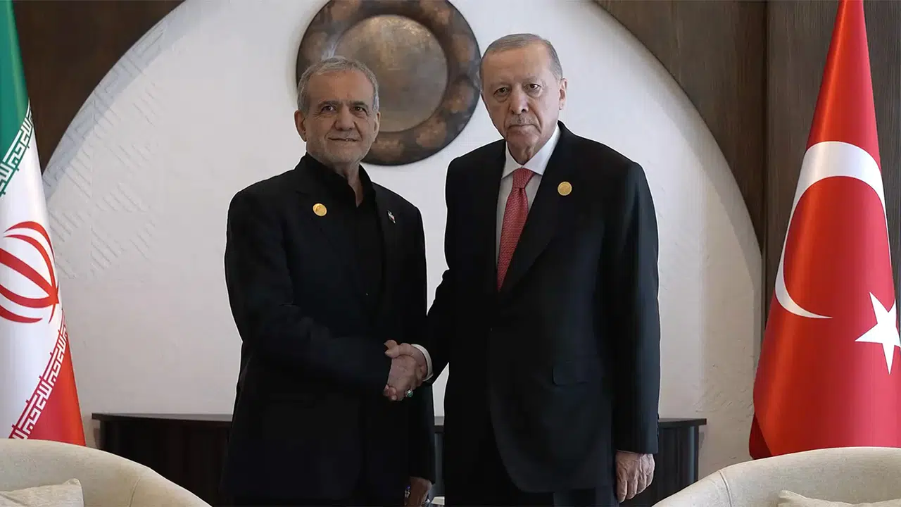 Cumhurbaşkanı Erdoğan, İranlı mevkidaşı Pezeşkiyan ile görüştü