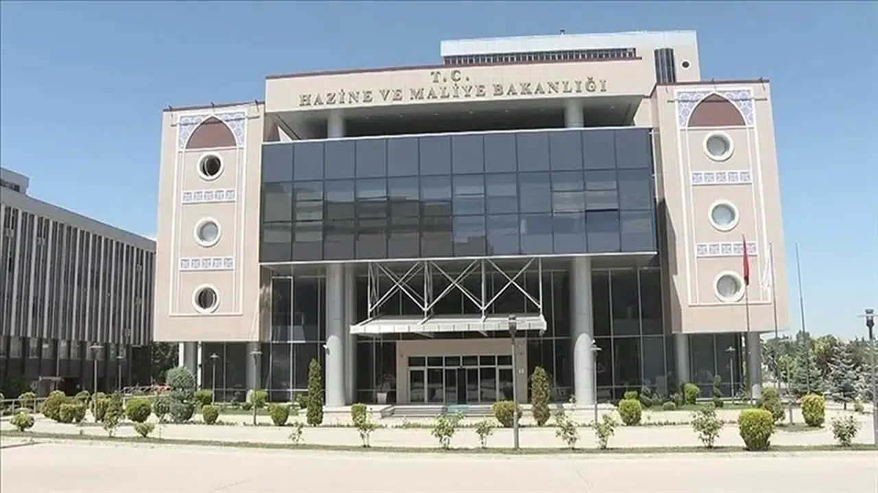 Hazine ve Maliye Bakanlığından emekli maaşı haberlerine yalanlama