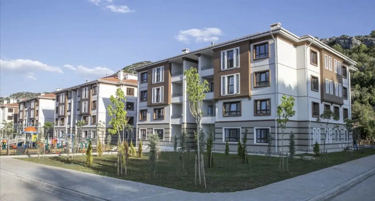 64 ilde TOKİ güvencesiyle 19 bin konut kurasız satışa sunuluyor