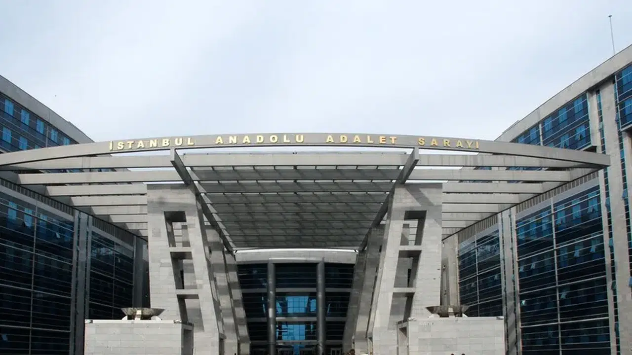 İstanbul merkezli “şike” operasyonunda 82 şüpheli adliyeye sevk edildi