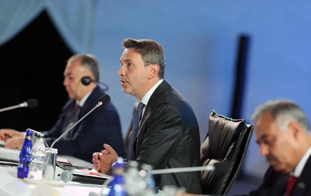 Bakan Bayraktar: "Enerji verimliliği küresel iklim gündeminin merkezine yerleşmeli"
