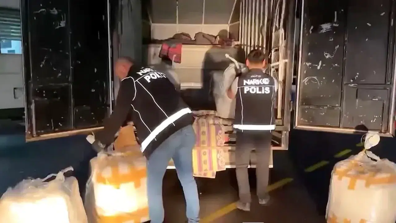 69 ilde uyuşturucu operasyonu: 381 tutuklama