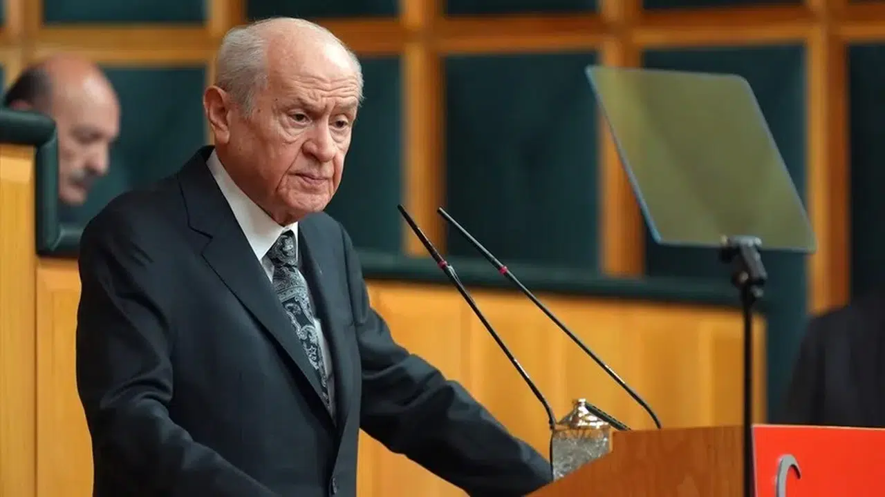 MHP Genel Başkanı Bahçeli’den CHP’deki krize ve Özgür Özel’e yönelik sert eleştiriler