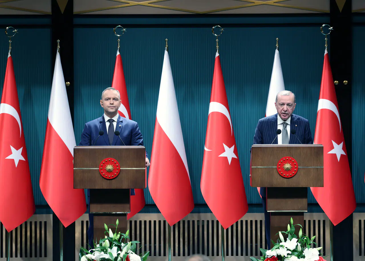 Cumhurbaşkanı Erdoğan: “Vazgeçilmez yere sahip iki NATO müttefiki olarak çalışıyoruz”
