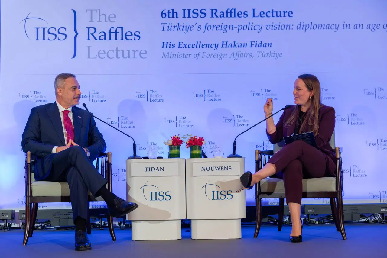 Bakan Fidan, Singapur’da düzenlenen “Raffles Lecture” etkinliğine katıldı