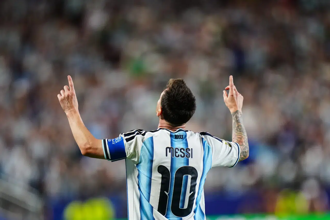 Dünya Kupası’nda tarihi gece: Messi rekora ortak oldu