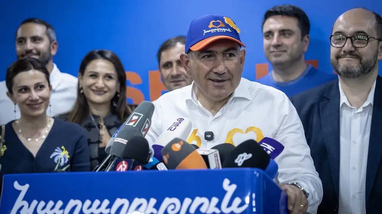 Ermenistan’da Paşinyan’ın seçim zaferi resmileşti