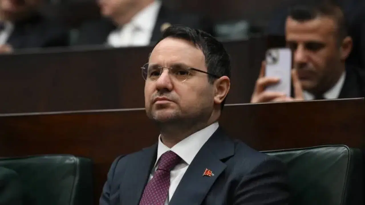 Adalet Bakanı Gürlek, tazminat davasından kazandığı 150 bin lirayı Türk Kızılaya bağışladı