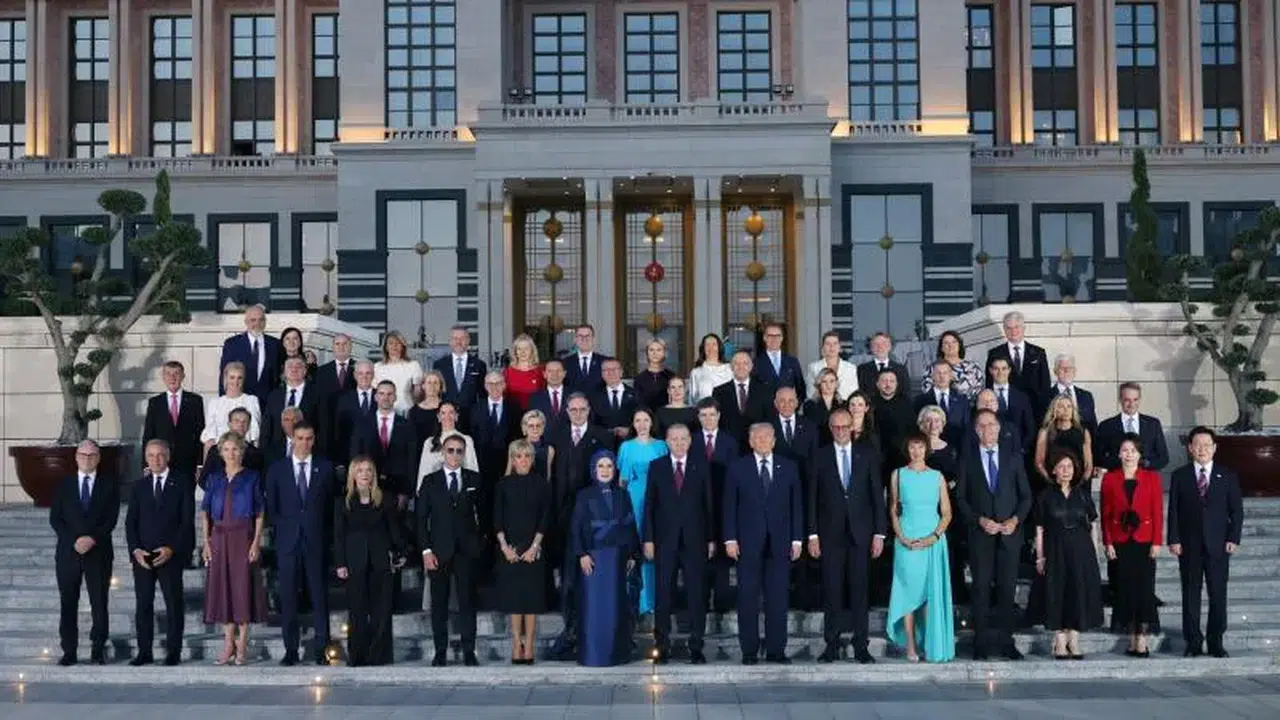 Cumhurbaşkanı Erdoğan’dan NATO liderlerine anlamlı hediye