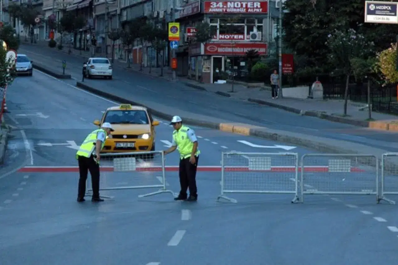 İstanbul’da yarın bazı yollar trafiğe kapatılacak