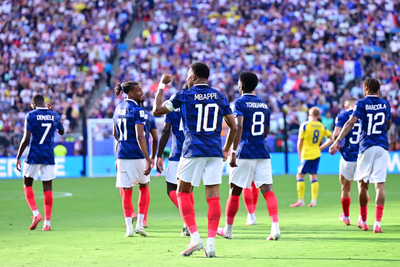 Fransa, Mbappe ile güldü: Fransa 3-0 İsveç