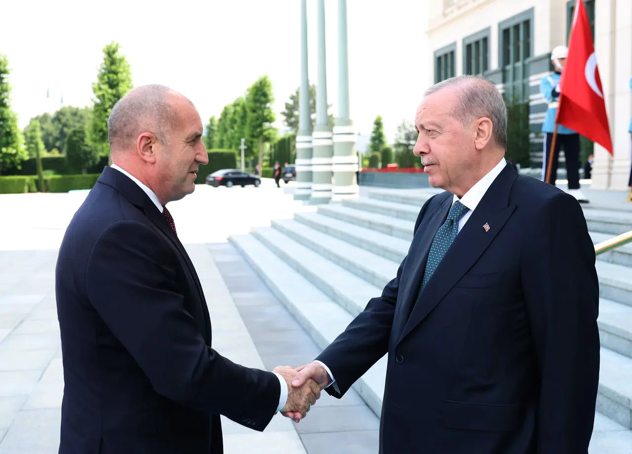 Cumhurbaşkanı Erdoğan, NATO Zirvesi öncesi ilk lider görüşmesini Radev ile yaptı