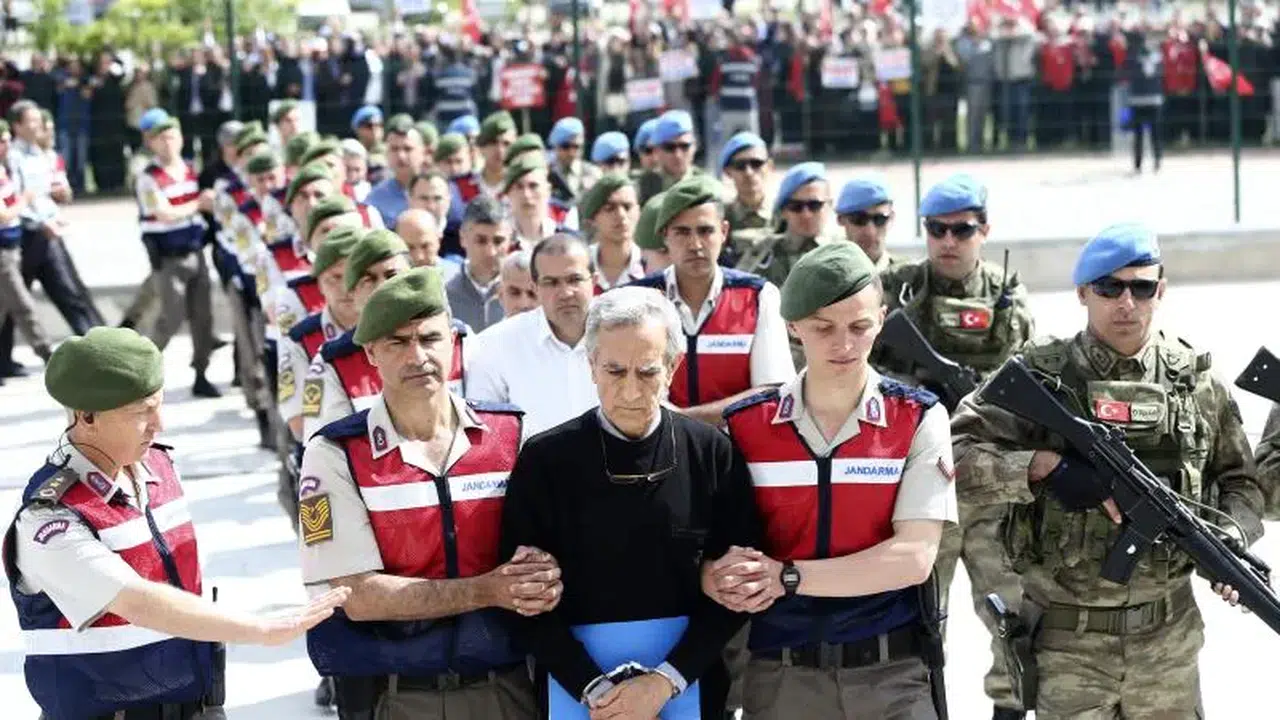Genelkurmay çatı davasında yeniden görülen davada karar açıklandı