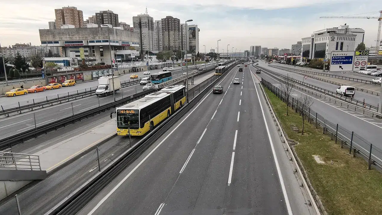 Metrobüs 15 Temmuz’da FSM Köprüsü güzergahını kullanacak