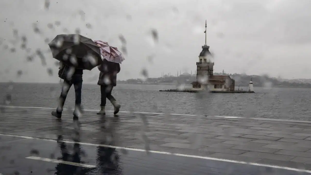 AKOM’dan İstanbul için kuvvetli sağanak uyarısı