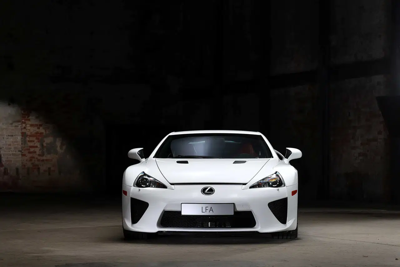 Lexus LFA’nın Türkiye yolculuğu İstanbul’da sona erdi