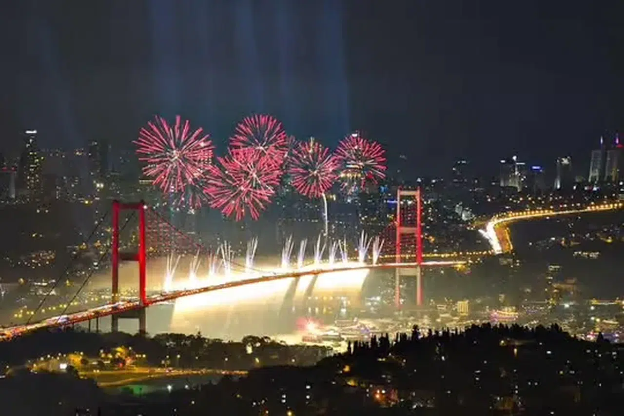 İstanbul’da havai fişek ve meşale kullanımına 3,5 aylık yasak