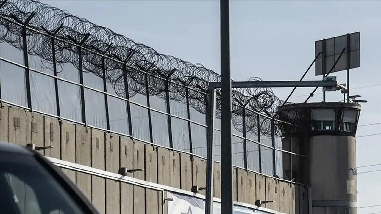 İsrail hapishanelerinden çıkan Filistinli eski esirler yaşadıklarını anlattı