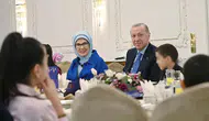 Cumhurbaşkanı Erdoğan, devlet himayesindeki çocuklarla iftarda bir araya geldi