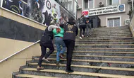 İstanbul’da “haraç” operasyonu: 5 ilçede 17 şüpheli yakalandı