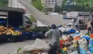 Artvin’de fırtına pazarı dağıttı: Tezgahlar devrildi