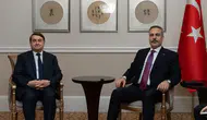 Dışişleri Bakanı Fidan, Rusya Devlet Başkanı danışmanları Medinskiy ve Levitin ile görüştü