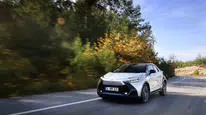 Toyota C-HR 10. yılında 2,1 milyon satış barajını aştı