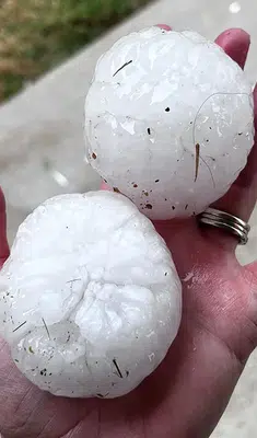 ABD’de tenis topu büyüklüğünde dolu yağışı