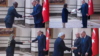 Cumhurbaşkanı Erdoğan, 5 yeni büyükelçiyi Külliye'de kabul etti