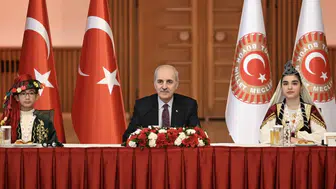 Bakan Kurtulmuş: “Çocuklar, meclis sizindir, memleket sizindir