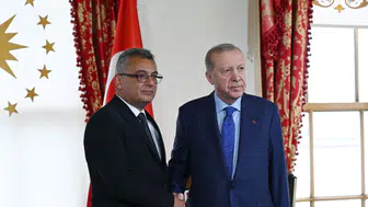 Cumhurbaşkanı Erdoğan, KKTC Cumhurbaşkanı Erhürman’ı Dolmabahçe’de ağırladı