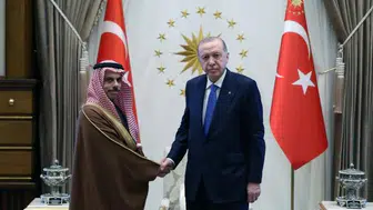 Cumhurbaşkanı Erdoğan, Suudi Arabistan Dışişleri Bakanı bin Ferhan ile bir araya geldi