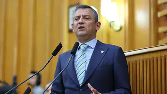 Özgür Özel yeniden CHP TBMM Grup Başkanı seçildi