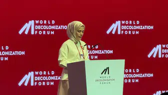 Esra Albayrak: “Dekolonizasyon çoğul merkezli dünya yaklaşımıdır”