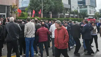 CHP Genel Merkezi önünde tahliye gerginliği yaşandı