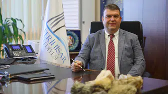 Seferihisar Belediye Başkanı Yetişkin tutuklandı