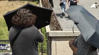 Paris’te aşırı sıcak alarmı: Son 24 saatte yaklaşık 3 bin kişi hastanelik oldu