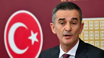 CHP Sakarya Milletvekili Ümit Dikbayır partisinden istifa etti