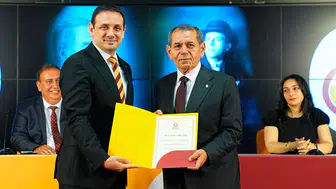 Galatasaray’da Dursun Özbek ve yönetimi mazbatalarını aldı