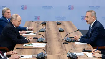 Putin: “Türkiye ile ilişkilerimiz yukarı yönlü gelişiyor”